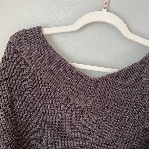 Zenana V-Neck Oversized Sweater / Size 1X - Picture 5 of 5
